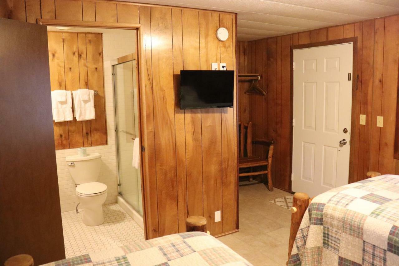 Lone Fir Resort Cougar Екстериор снимка