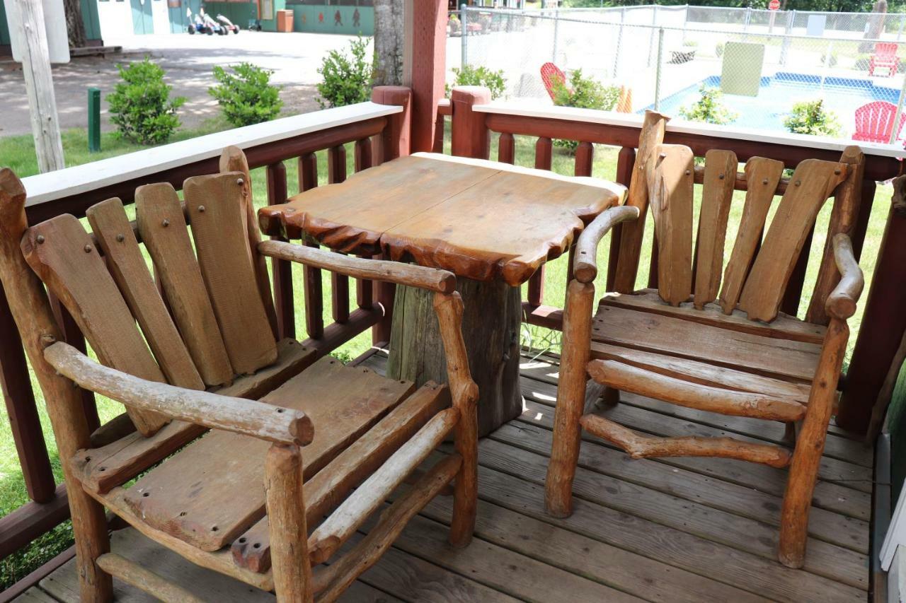Lone Fir Resort Cougar Екстериор снимка