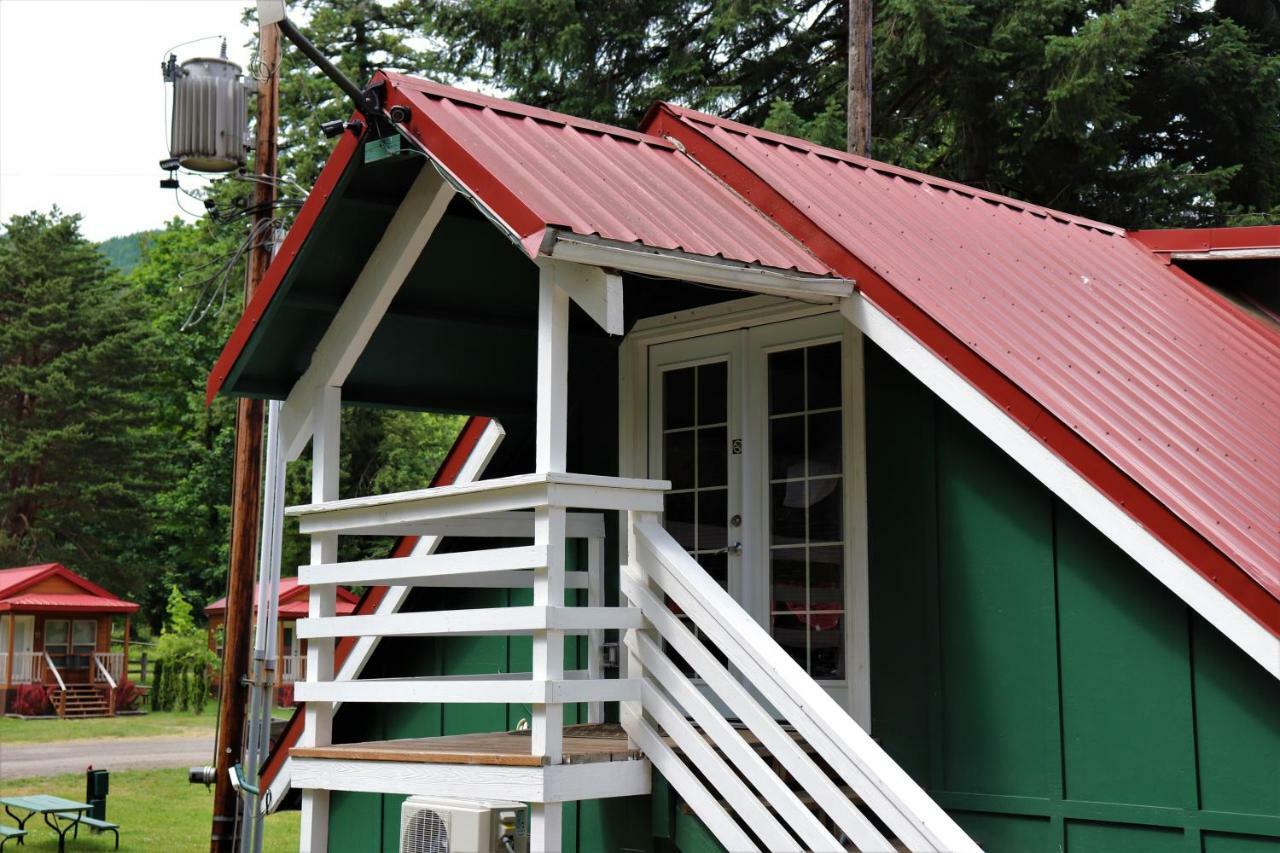 Lone Fir Resort Cougar Екстериор снимка